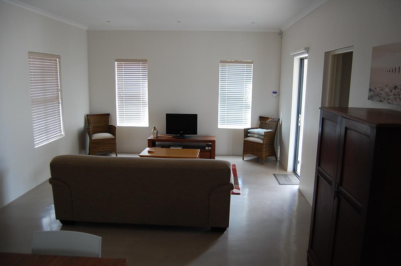 Affittacamere Longacre Olive & Vineyard Estate Langebaan Esterno foto