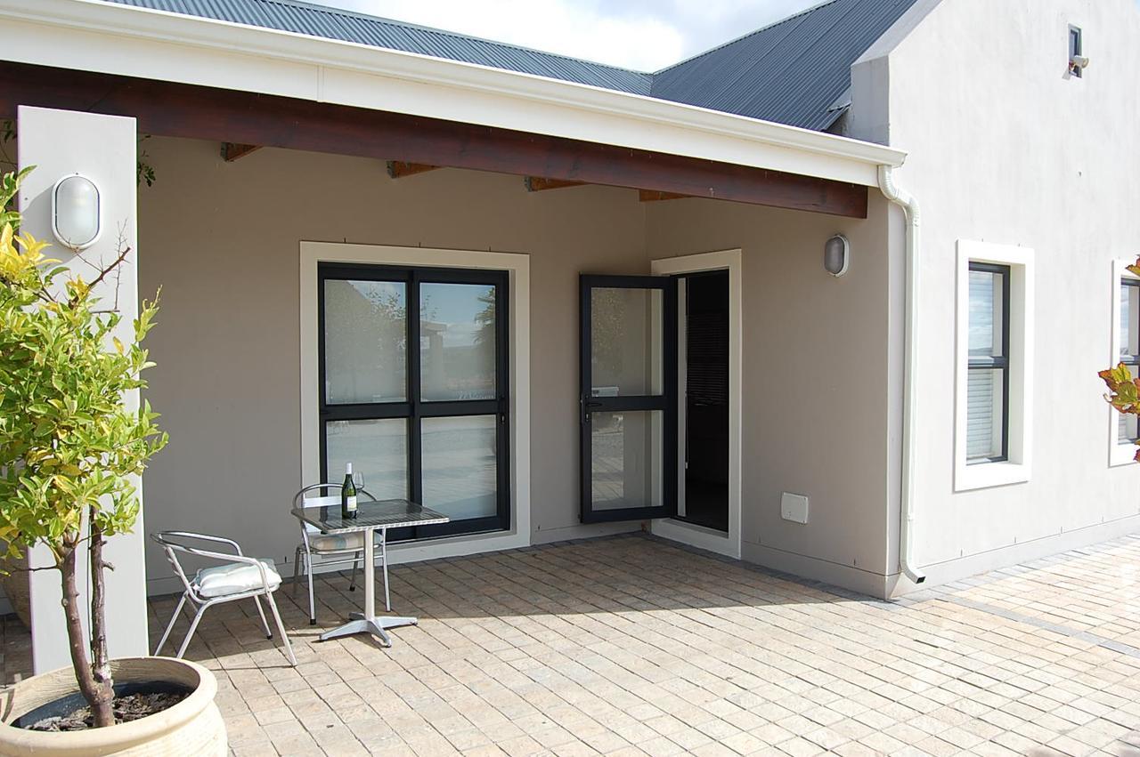 Affittacamere Longacre Olive & Vineyard Estate Langebaan Esterno foto